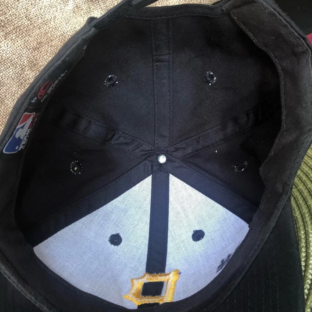 MLB Pittsburg Pirates Youth Official MBL Baseball Hat